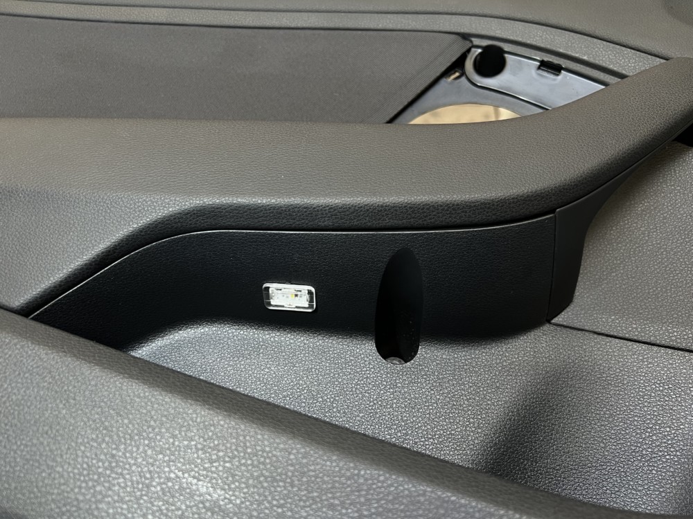 Audi A3 8V belysning i dørlomme - Image 2