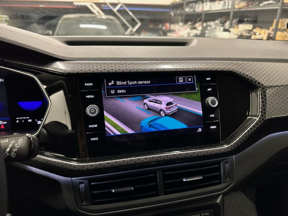 VW T-Cross Blindspot Assist med udkørselsassistent - Image 2