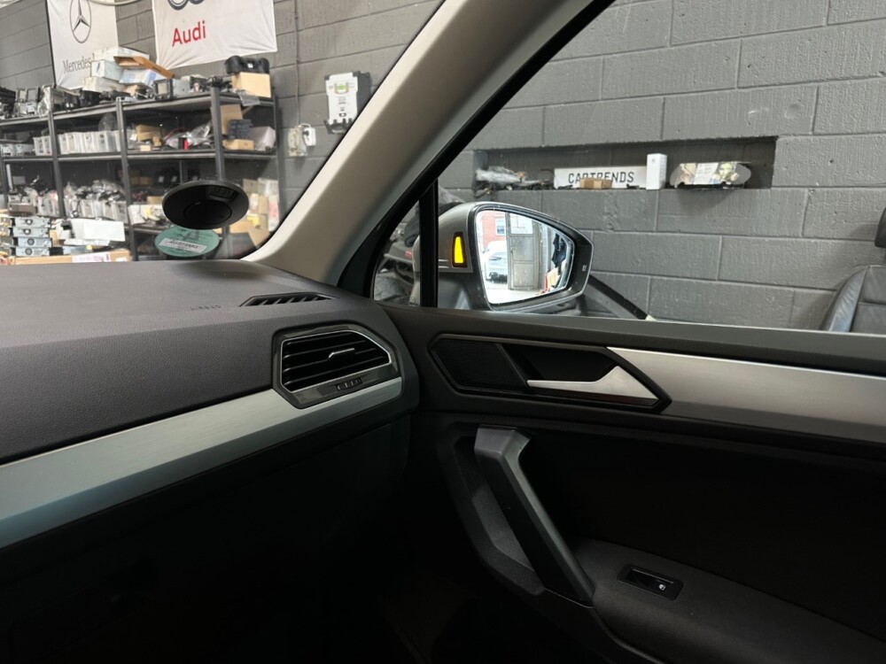 VW Tiguan Blindspot Assist med udkørselsassistent