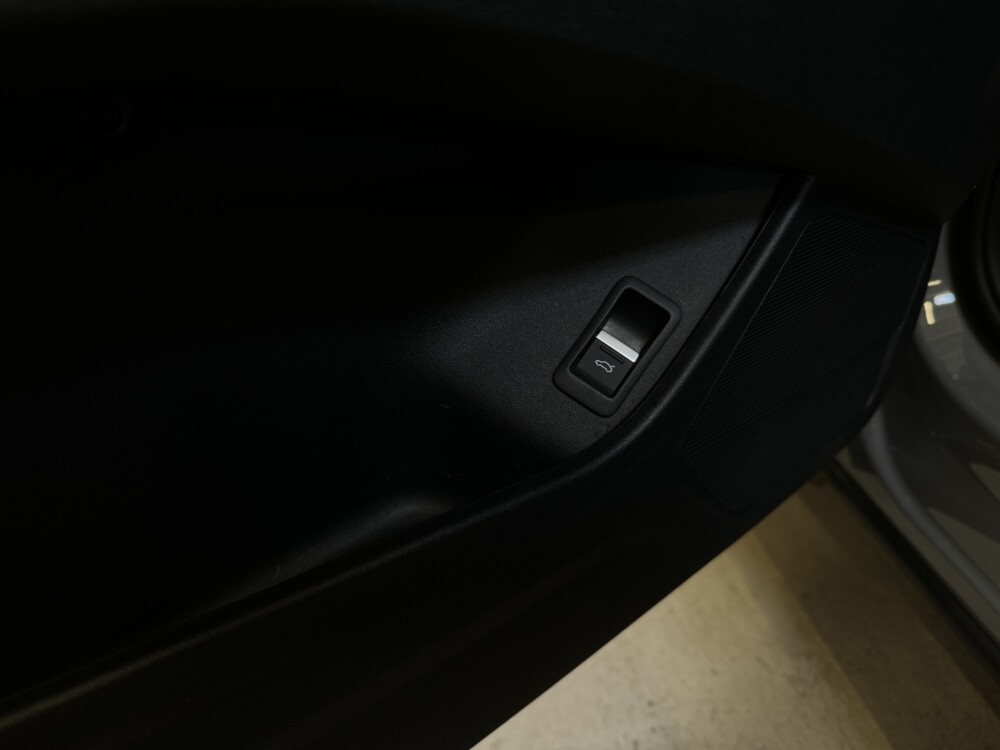 Audi Q4 Original Elektrisk bagklap - Image 3